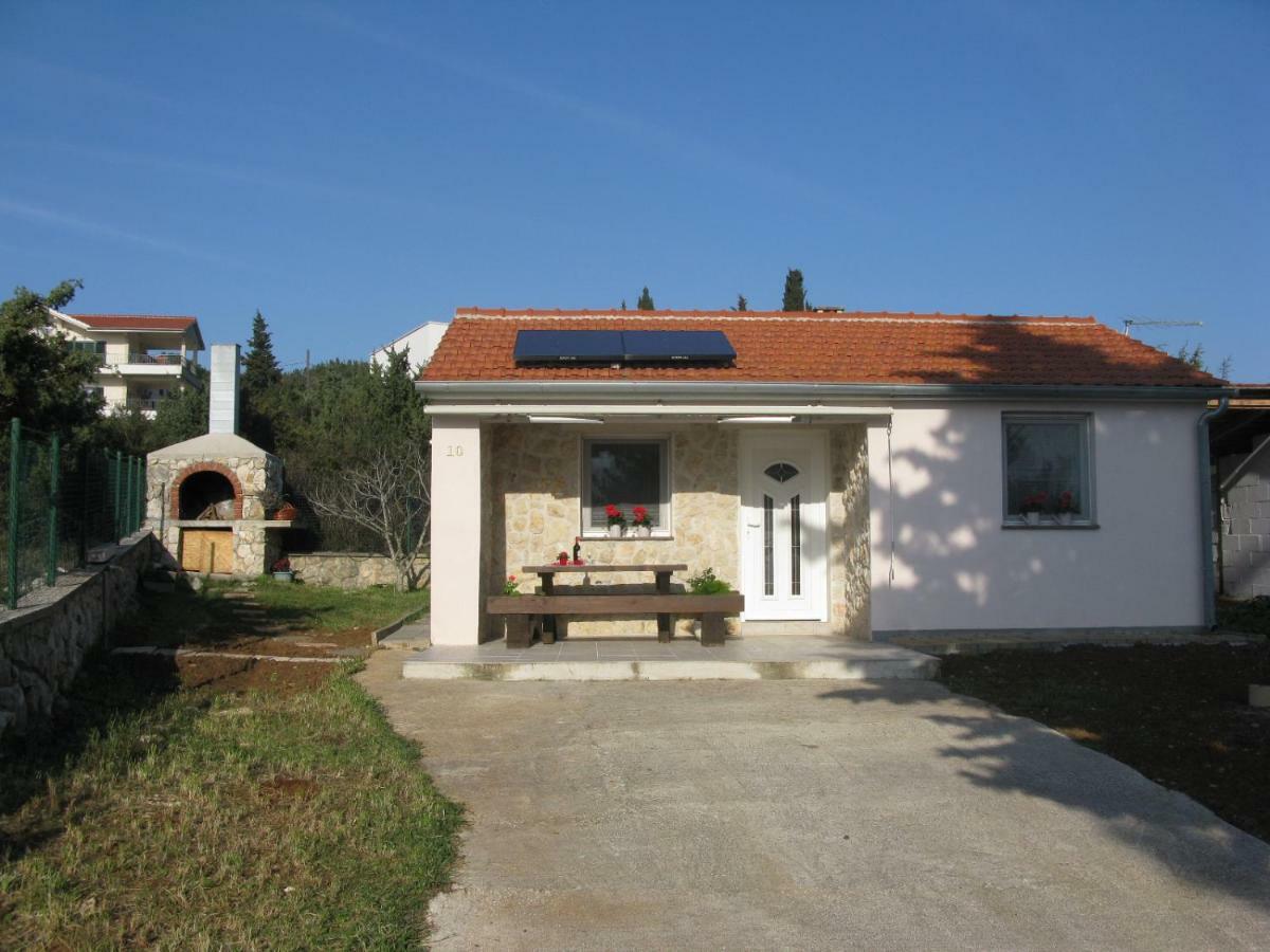 Villa Kuca Za Odmor Tomic à Zadar Extérieur photo