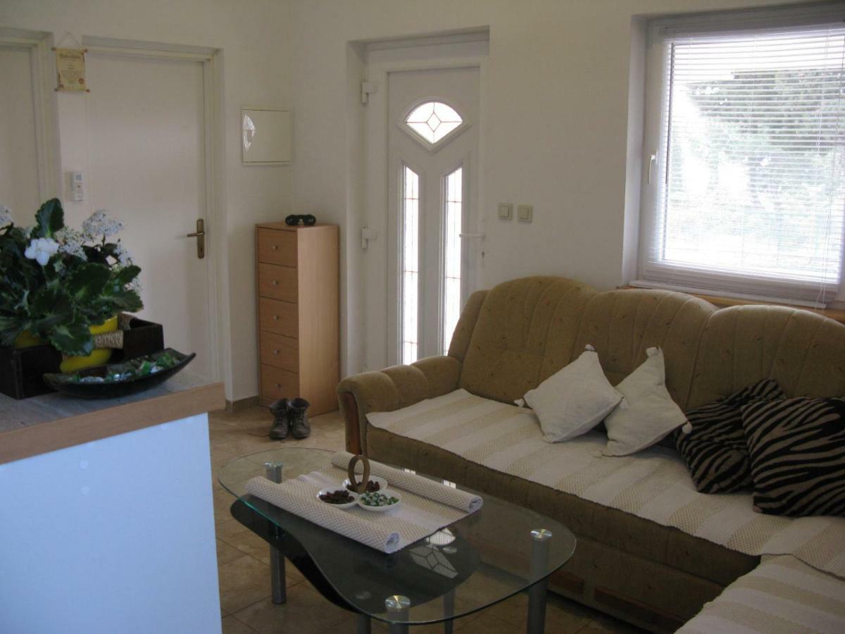 Villa Kuca Za Odmor Tomic à Zadar Extérieur photo